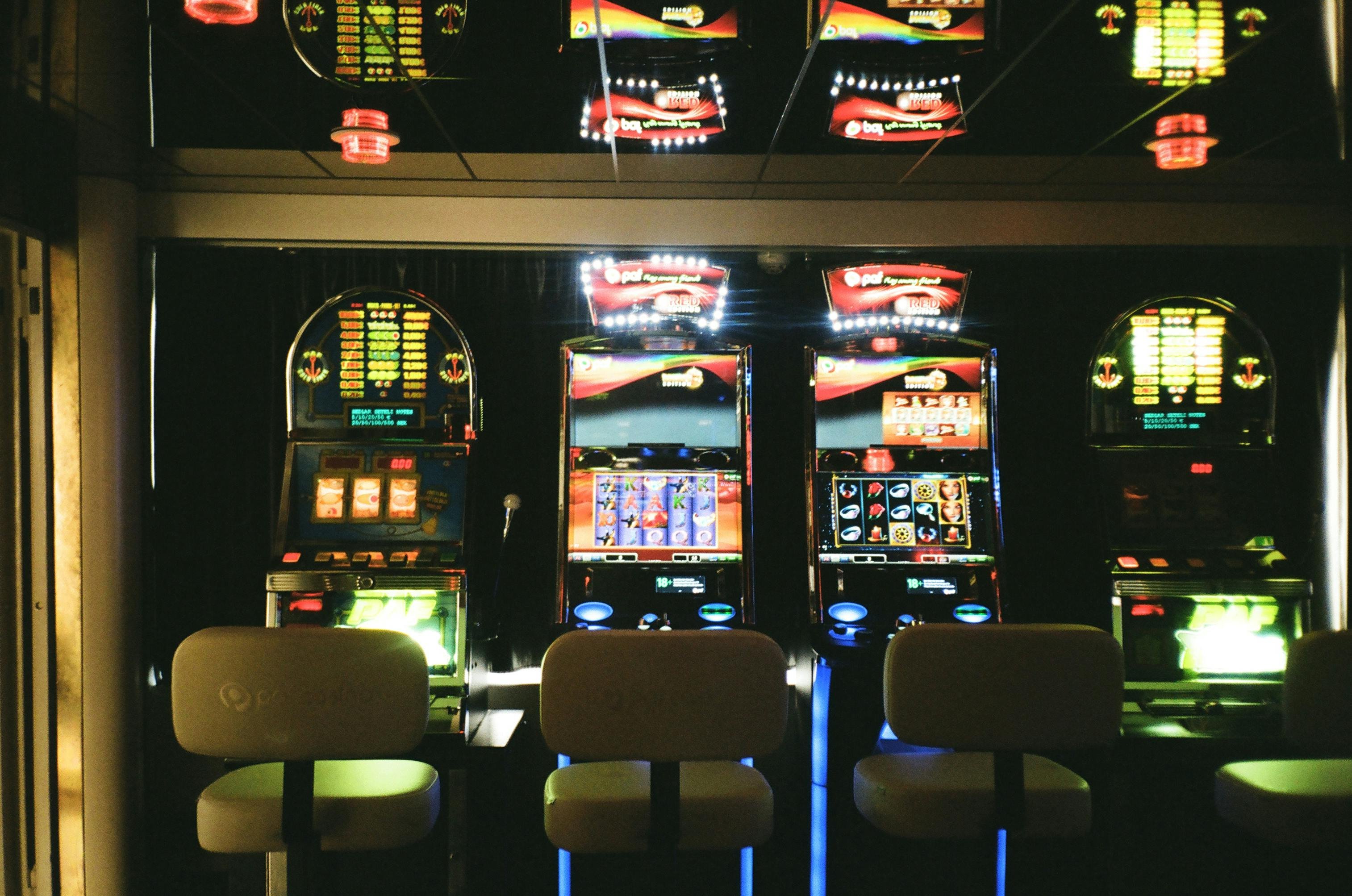 3djili gaming platform hero banner showing sports and casino entertainment